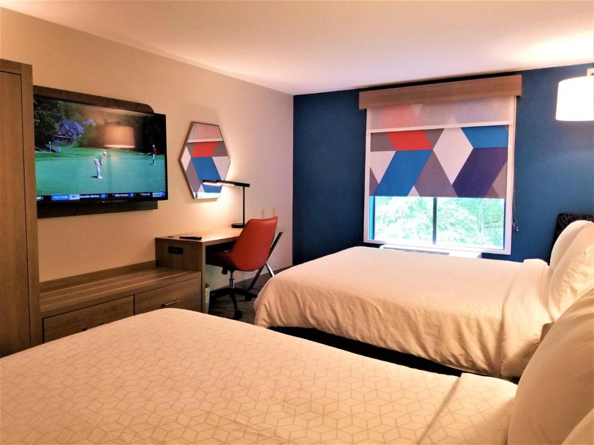 Holiday Inn Express Apex - Raleigh By Ihg Екстериор снимка