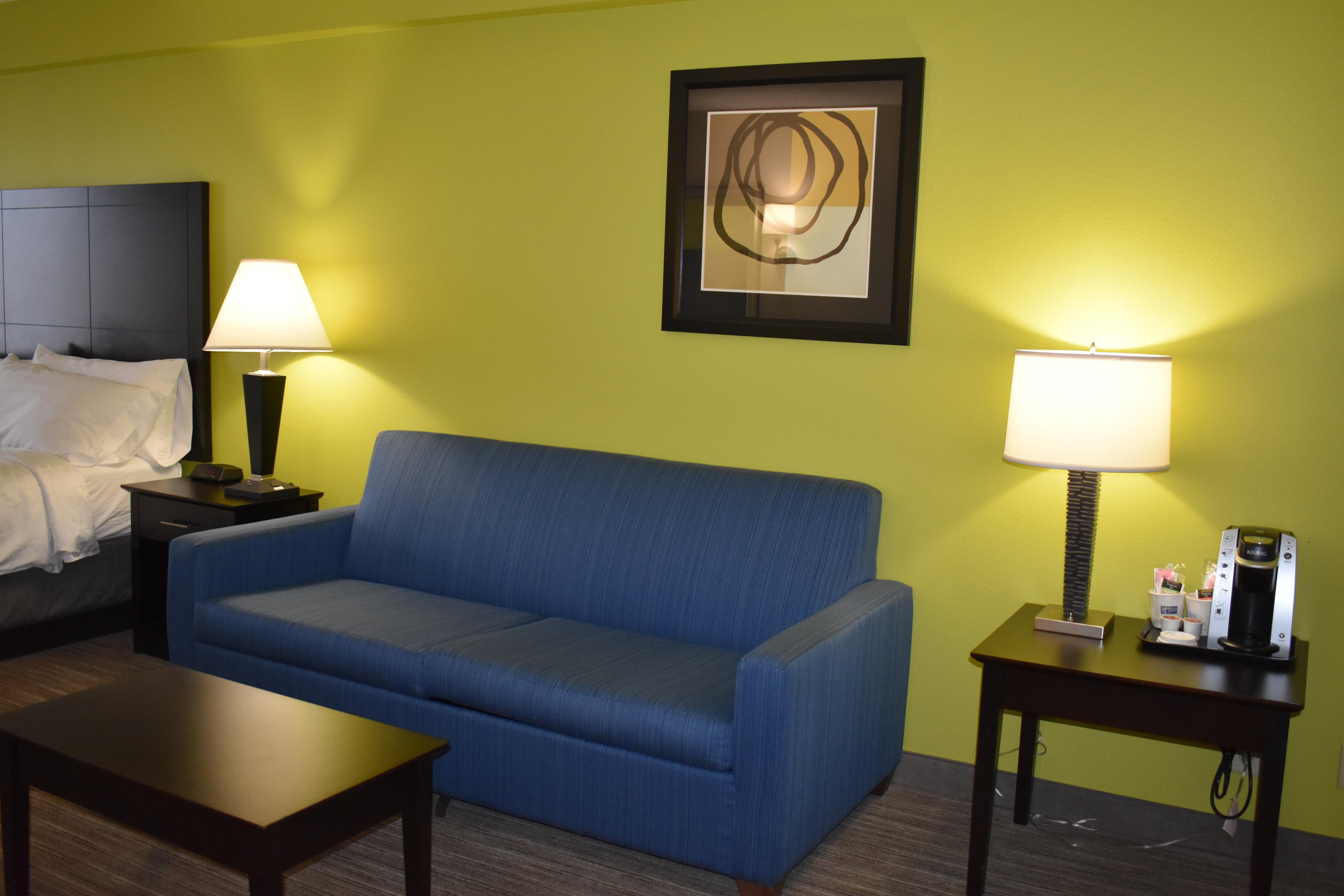 Holiday Inn Express Apex - Raleigh By Ihg Екстериор снимка