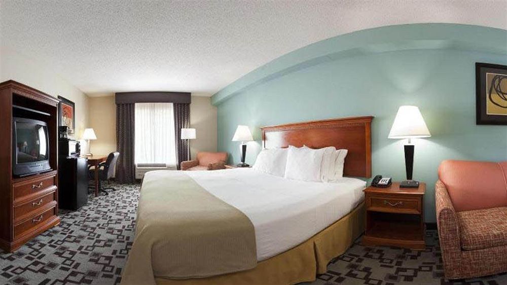 Holiday Inn Express Apex - Raleigh By Ihg Екстериор снимка