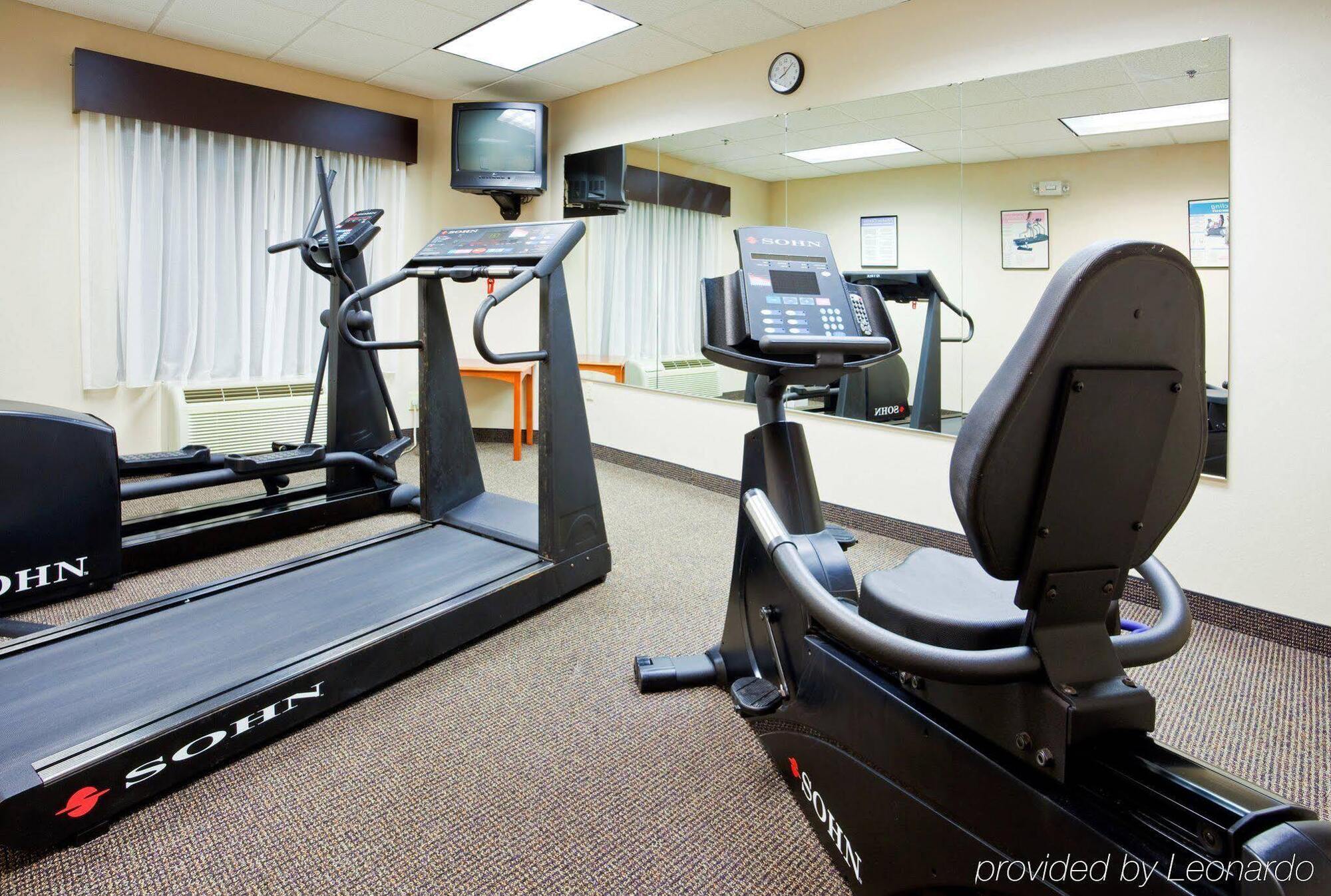 Holiday Inn Express Apex - Raleigh By Ihg Екстериор снимка