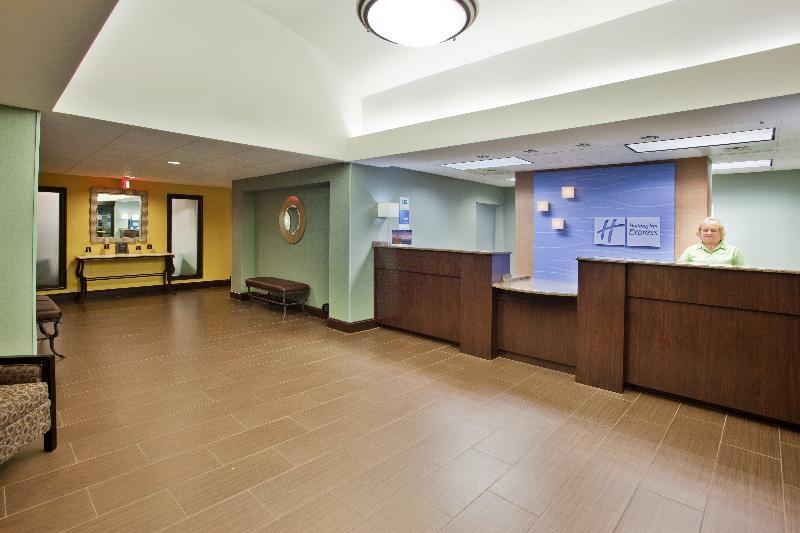 Holiday Inn Express Apex - Raleigh By Ihg Екстериор снимка
